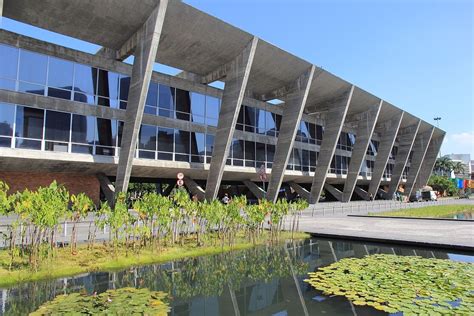 Museu de Arte Moderna da Universidade Federal do Rio Grande do Sul: En konstupplevelse bland modernitet och historia!